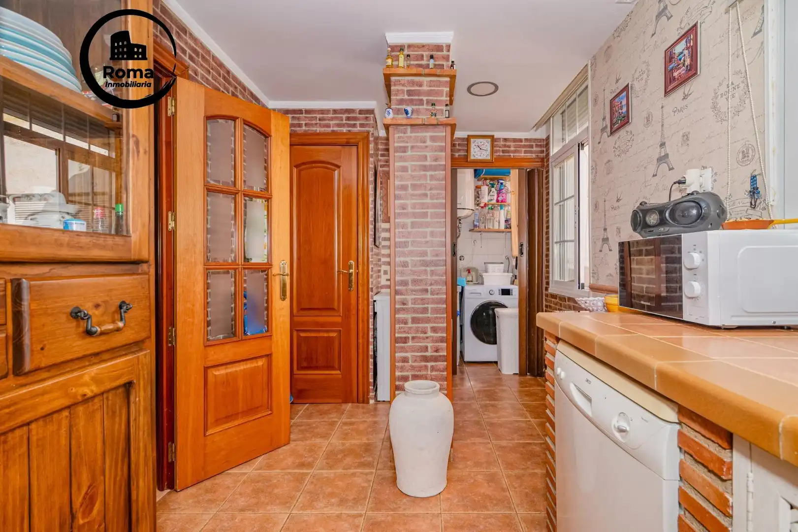 Kitchen of Flat for sale in La Zubia