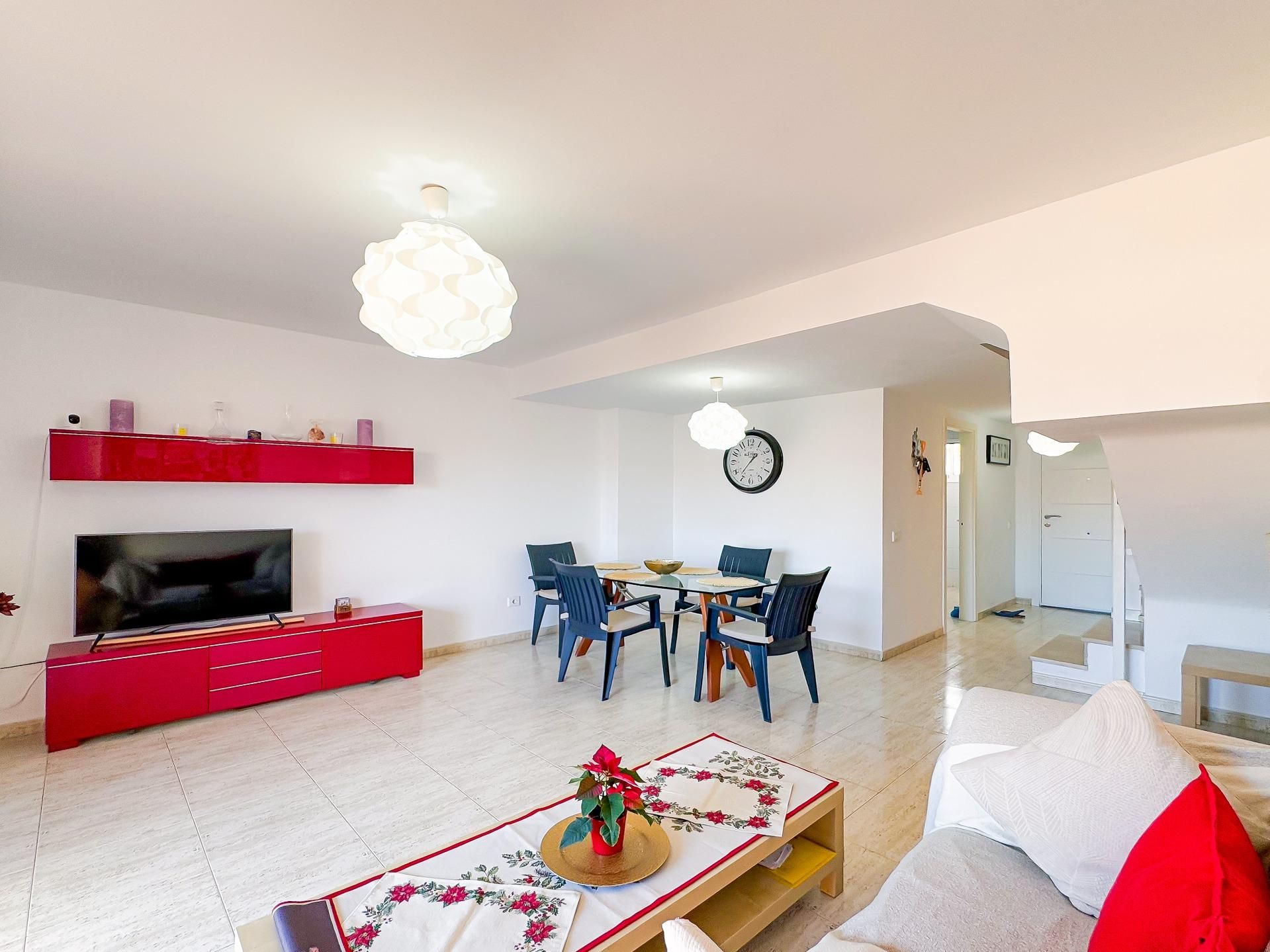 Sala d'estar de Apartament en venda en Adeje amb Jardí privat, Terrassa i Traster