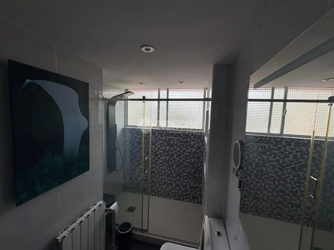 Bathroom of Flat for sale in Bilbao   with Heating