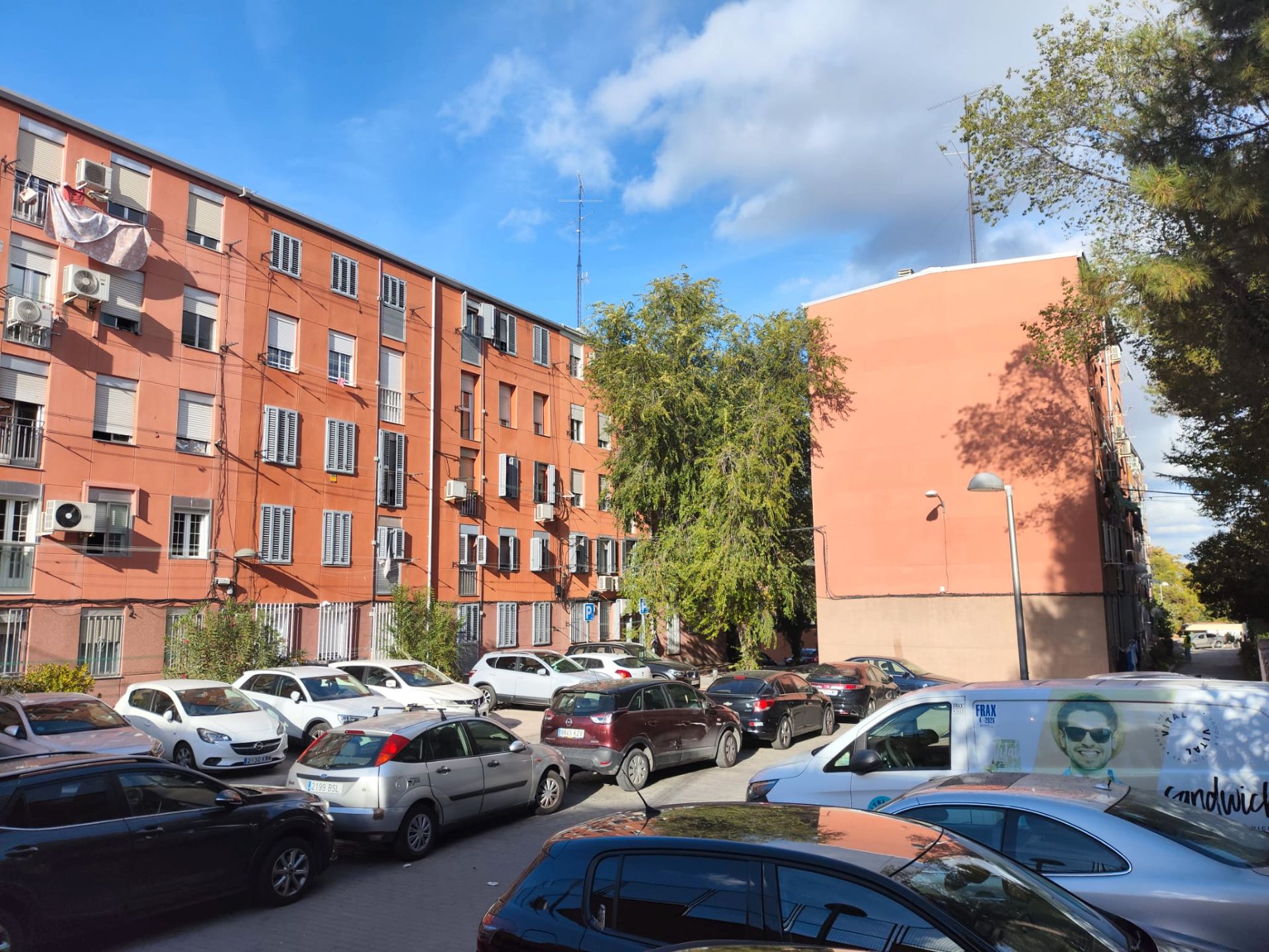 Vista exterior de Piso en venta en  Madrid Capital con Calefacción, Parquet y Trastero