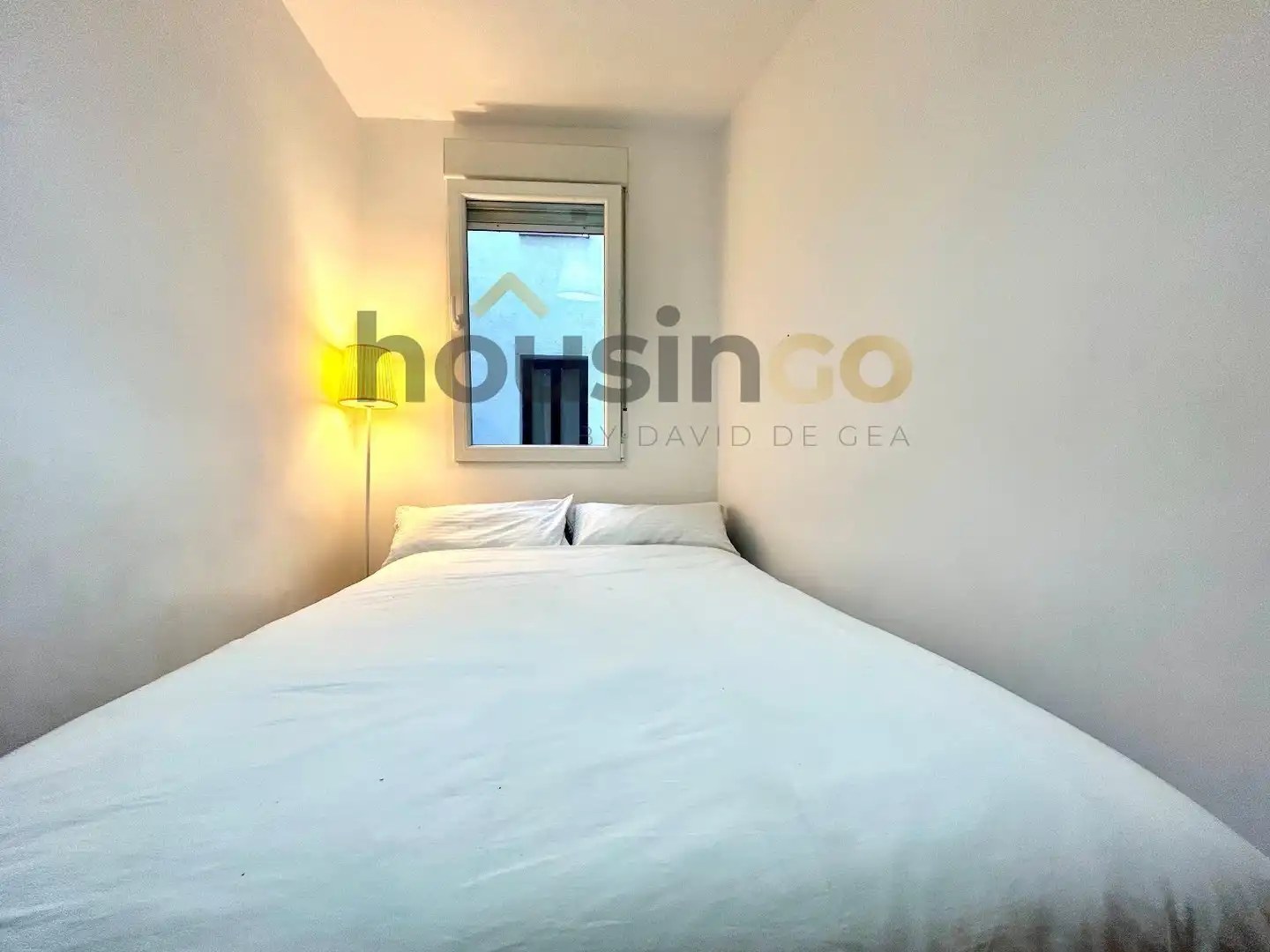 Schlafzimmer von Wohnung zur Miete in Madrid mit Klimaanlage, Heizung und Möbliert