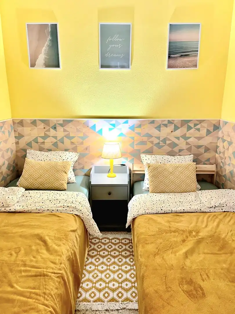 Habitación de Apartamento en venta en Salou con Aire acondicionado, Amueblado y Balcón