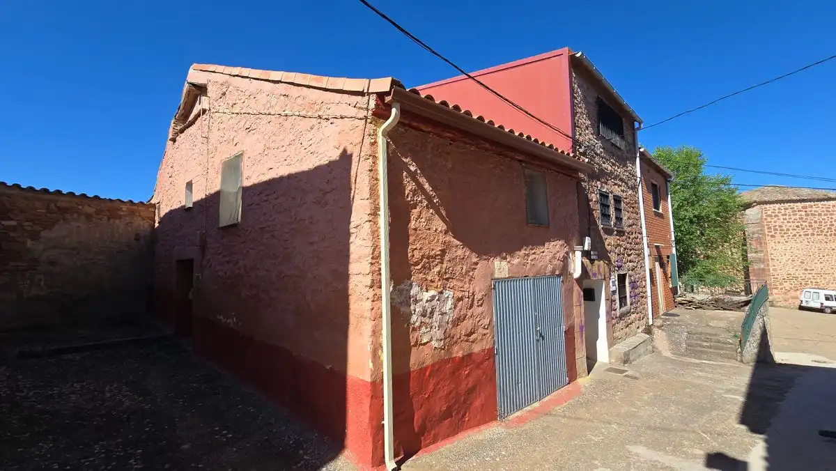 Exterior view of Houses for sale in Alcolea de las Peñas  with Heating, Terrace and Storage room