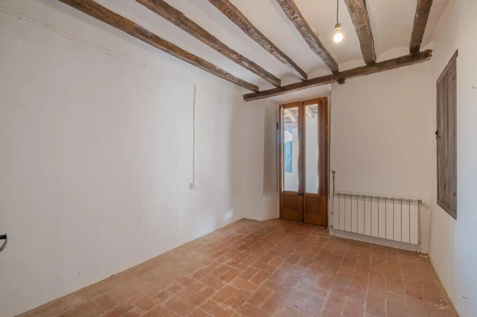 Piso de alquiler en La Vall de Bianya con Calefacción, Jardín privado y Terraza
