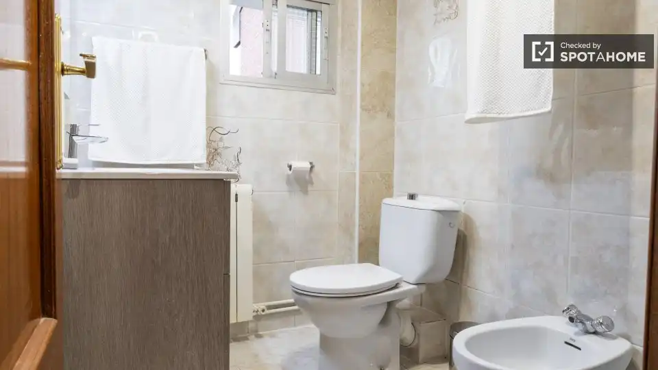 Flat to rent in Moratalaz, imagen 6