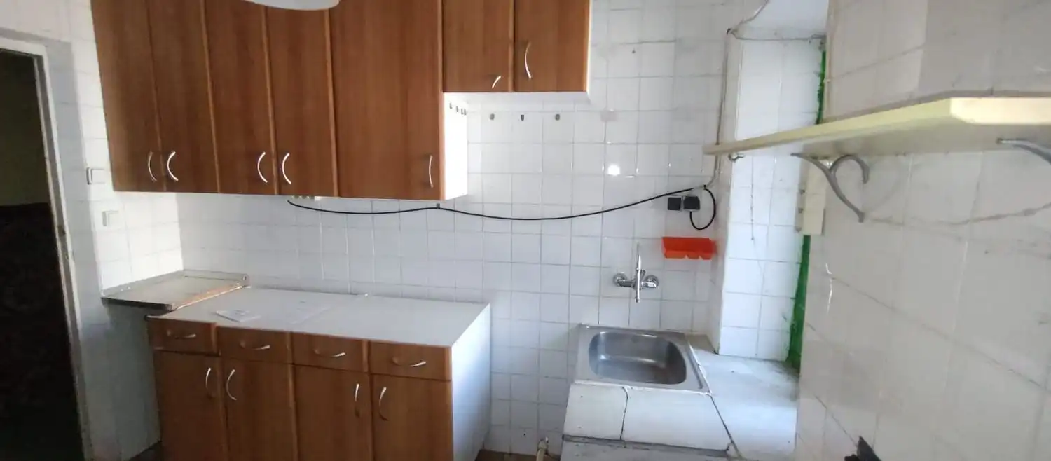 Casa adosada en venda a Escuderos, Campaspero
