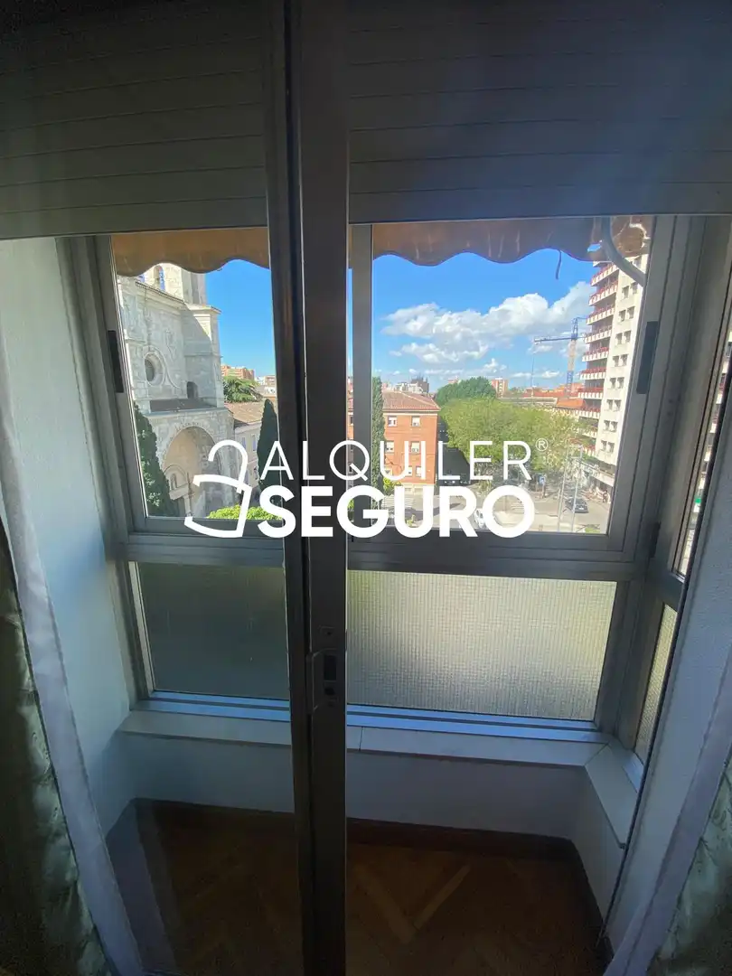 Vista exterior de Pis de lloguer en Guadalajara amb Aire condicionat, Calefacció i Terrassa