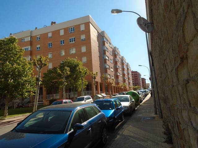 Local comercial en Venta en Calle Marqués Cerralbo, 7 en Polideportivos Asperon - Mariano Vicen
