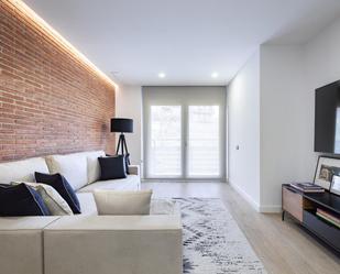 Living room of Apartment to rent in  Barcelona Capital  with Air Conditioner, Parquet flooring and Terrace