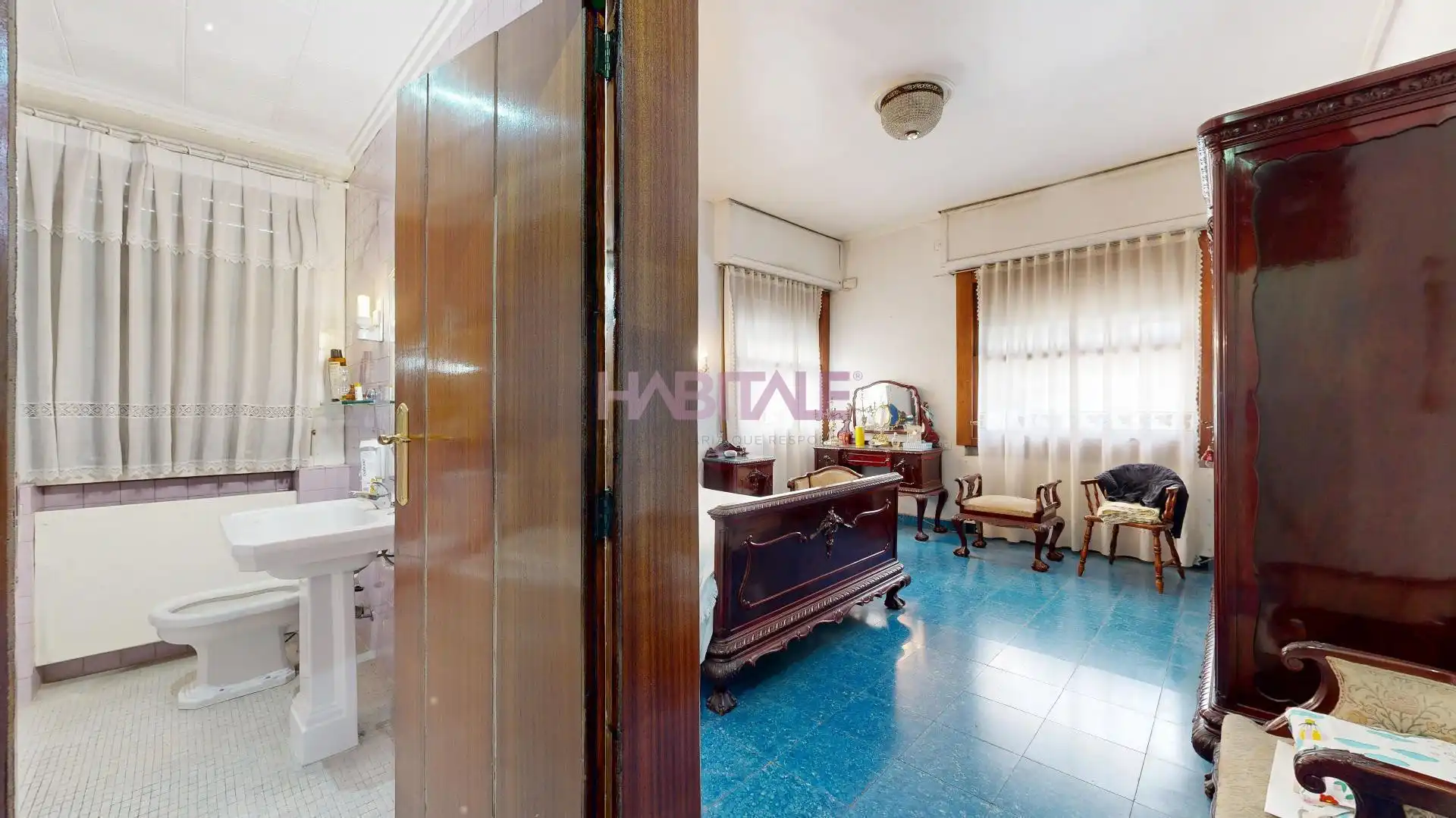 Habitación de Casa o chalet en venta en Torrent con Terraza, Trastero y Piscina