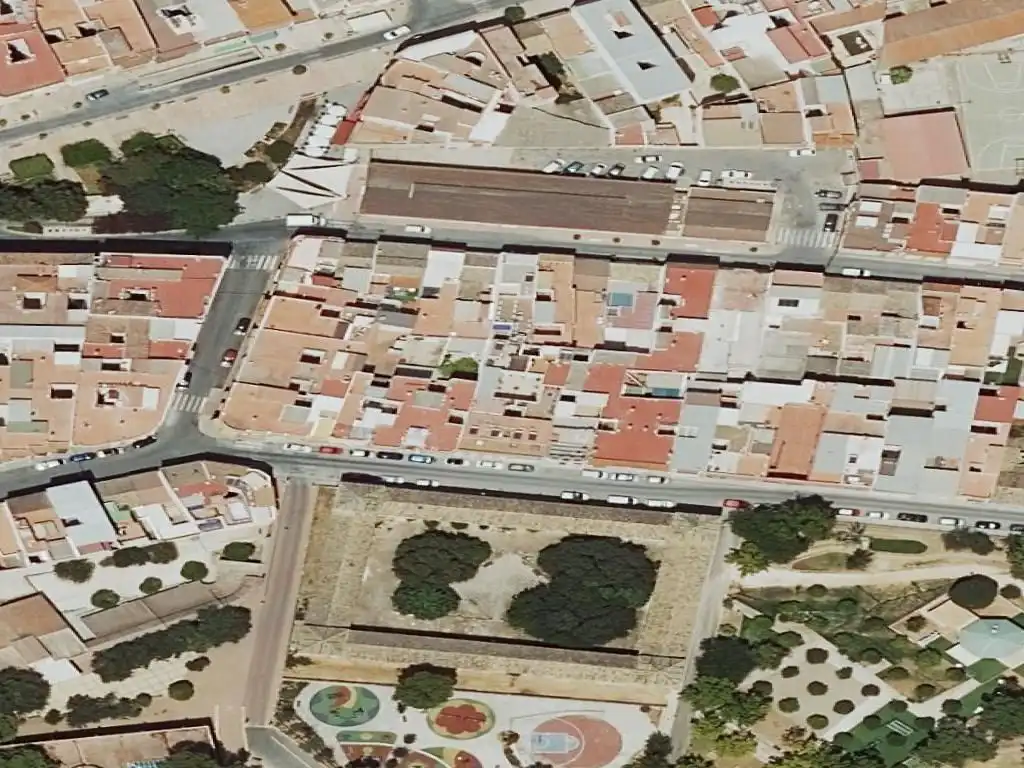 Piso en venta en Calle Miguel Romero 9