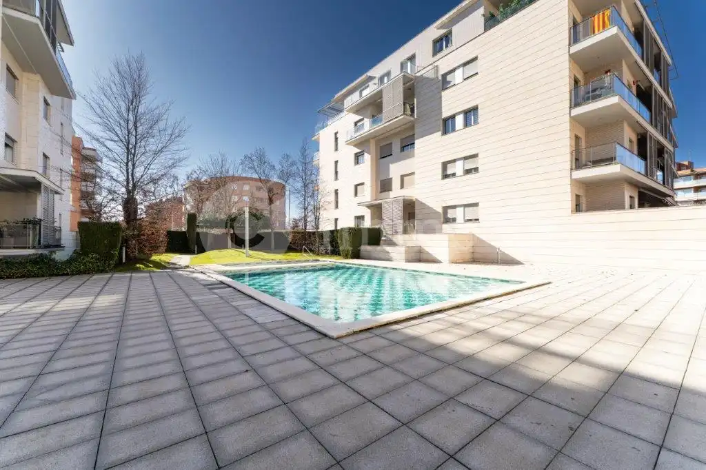 Piscina de Dúplex en venta en Lleida con Aire acondicionado, Calefacción y Parquet