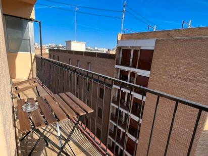 Exterior view of Flat to rent in  Valencia Capital  with Heating