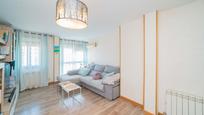Bedroom of Flat for sale in Fuenlabrada  with Air Conditioner, Heating and Terrace