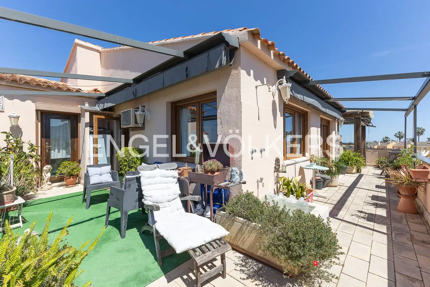 Terraza de Ático en venta en Dénia con Aire acondicionado, Calefacción y Jardín privado