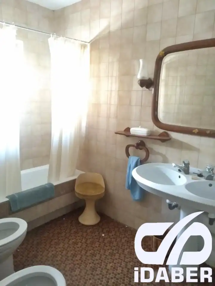 Baño de Casa o chalet en venta en Los Hinojosos   con Calefacción, Jardín privado y Piscina
