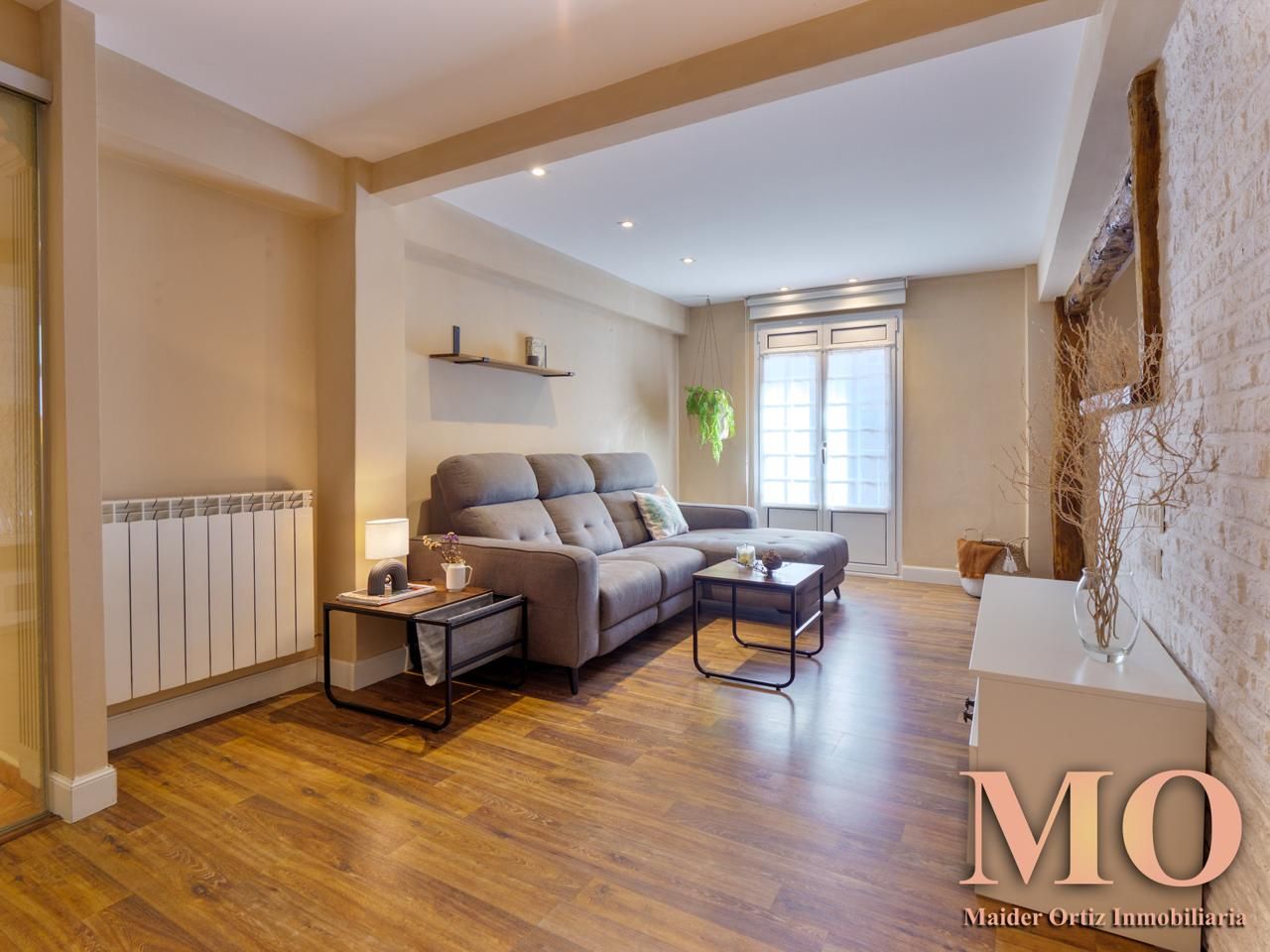 Living room of Flat for sale in Arrasate / Mondragón  with Heating and Balcony