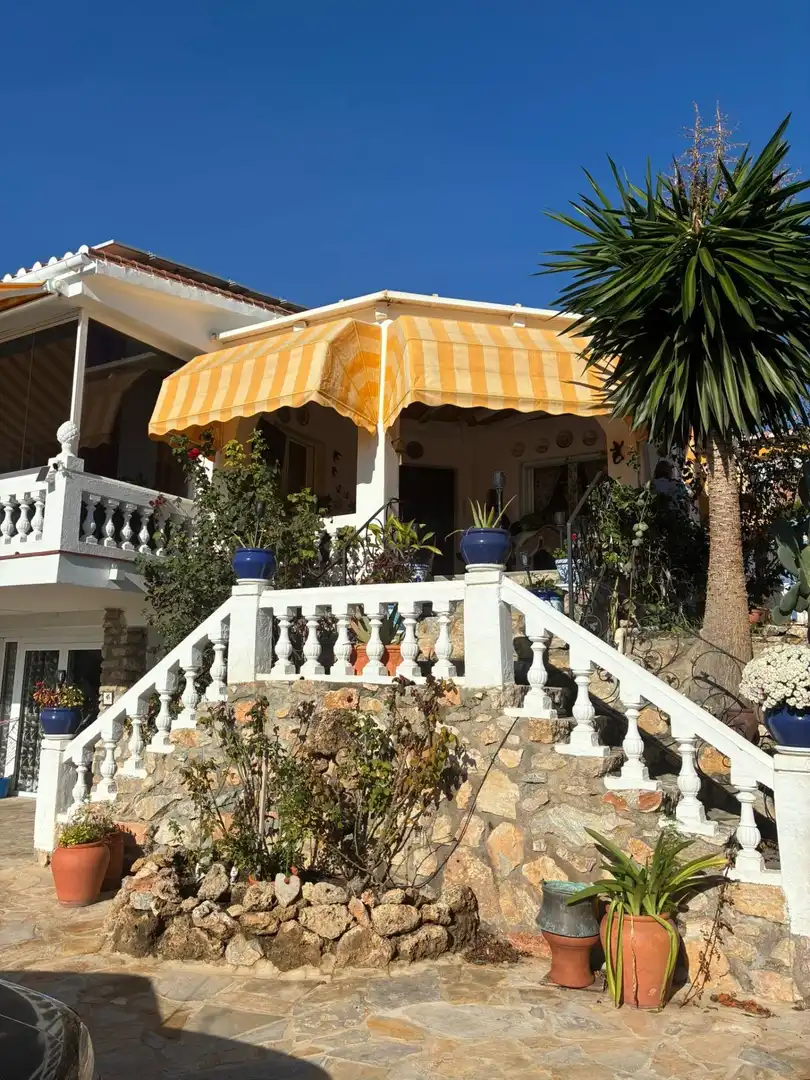 Terrace of Houses for sale in Almuñécar  with Air Conditioner, Heating and Private garden