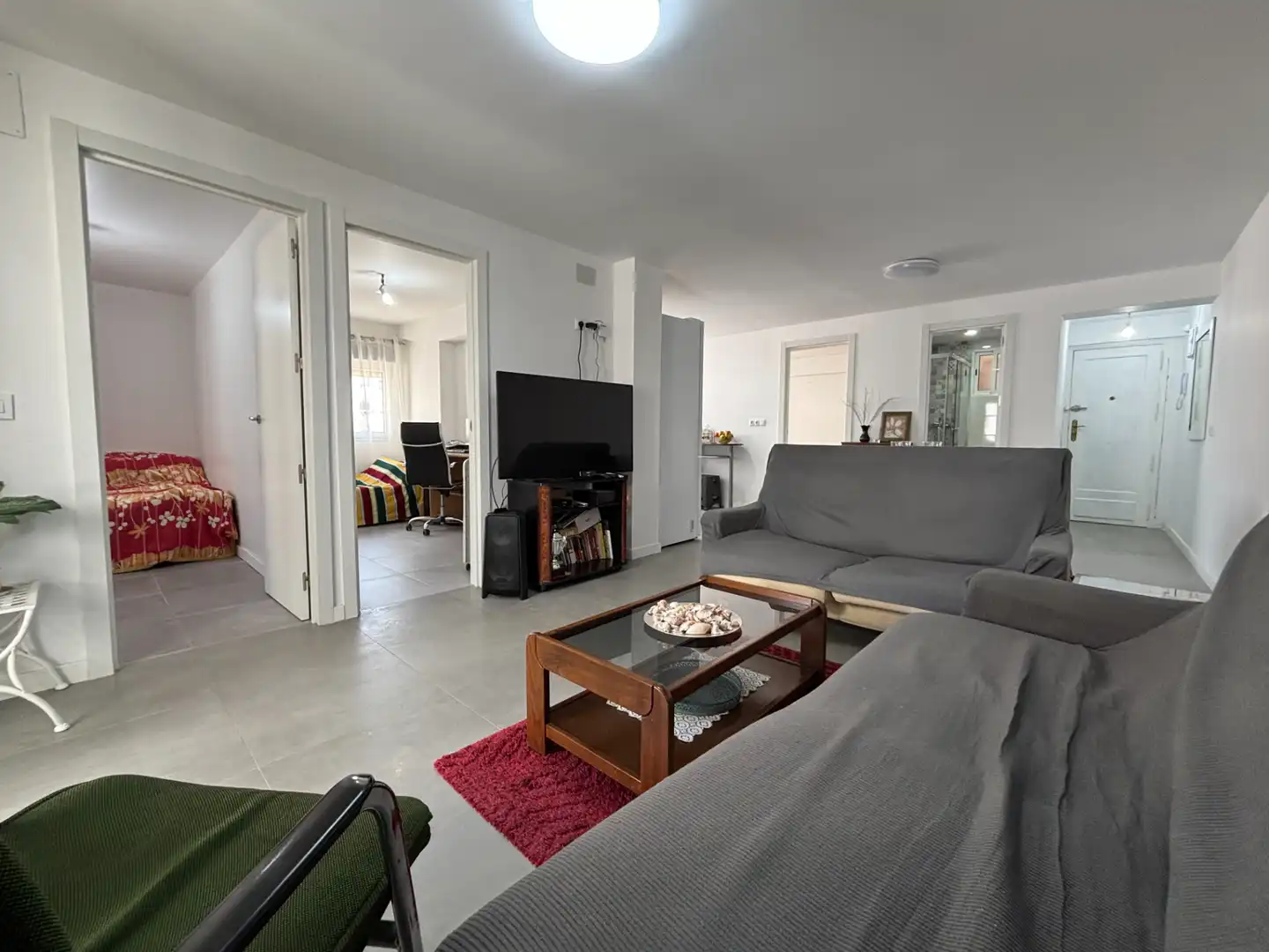 Sala d'estar de Pis en venda en Castellón de la Plana / Castelló de la Plana amb Moblat, Forn i Rentadora