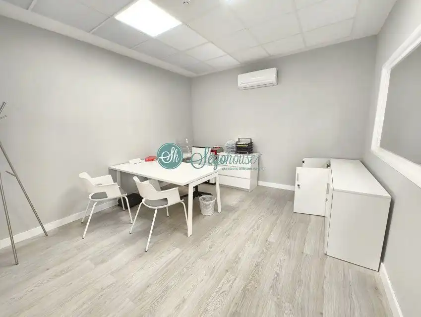 Office for rent in Segovia  with Heating