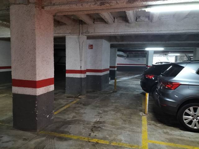 Garaje en Alquiler en Passeig de la Zona Franca, 134 en La Marina del Port