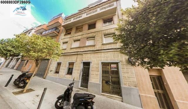 Piso en Venta en Calle SORT DE, 11 en Collblanc
