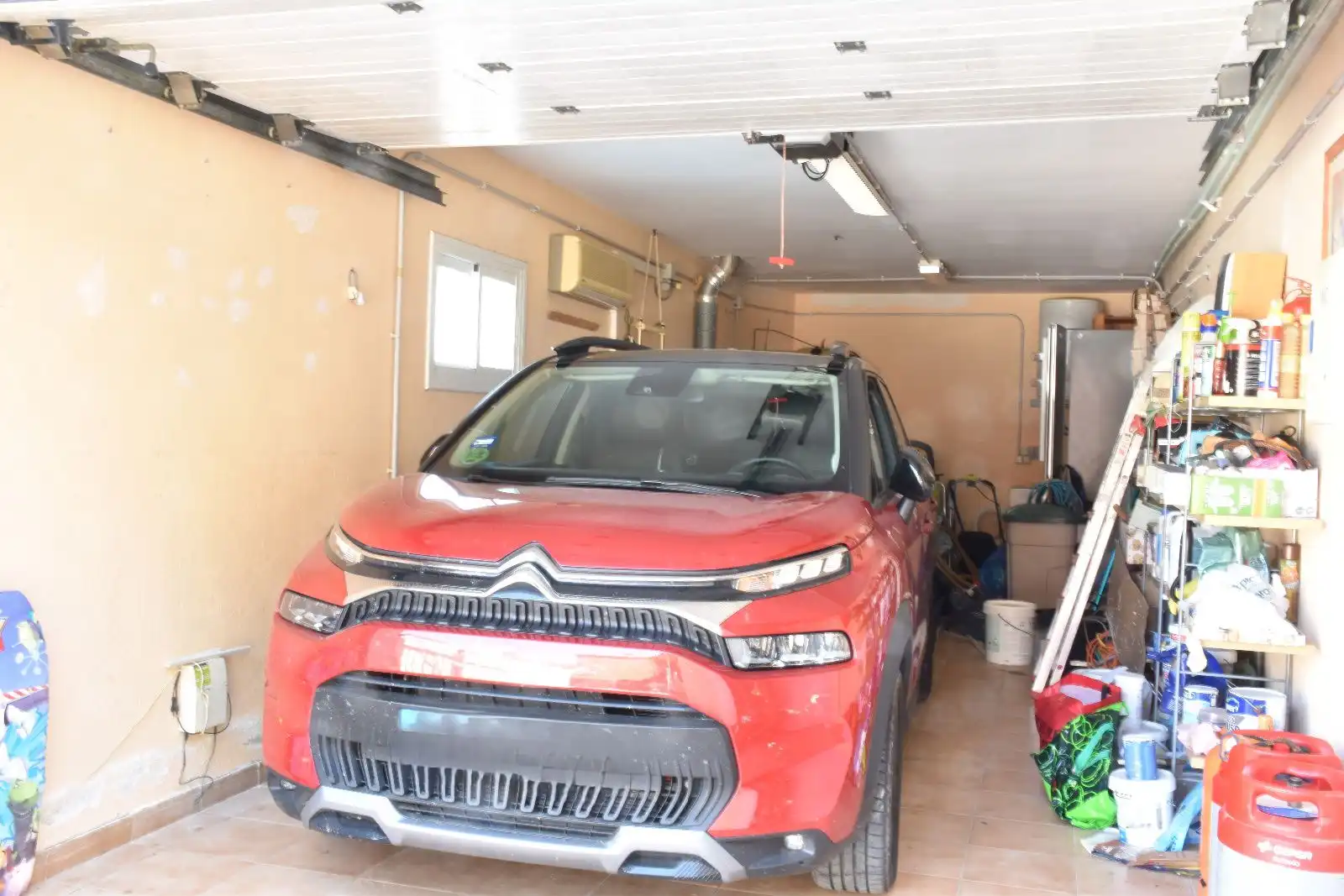 Aparcament de Casa o xalet en venda en El Vendrell amb Aire condicionat, Calefacció i Terrassa