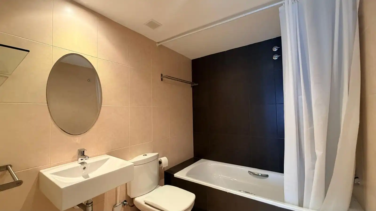 Appartamento con terrazza in vendita a Carrer JOAQUIM ESPALTER, imagen 39