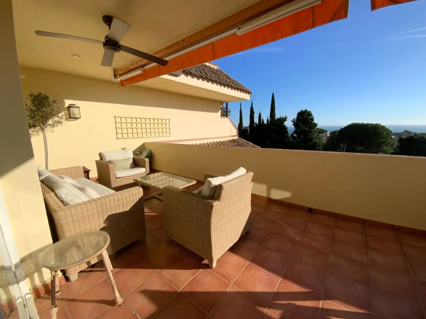 Terrasse von Wohnung zum Verkauf in Sant Vicenç de Montalt mit Klimaanlage, Heizung und Abstellraum