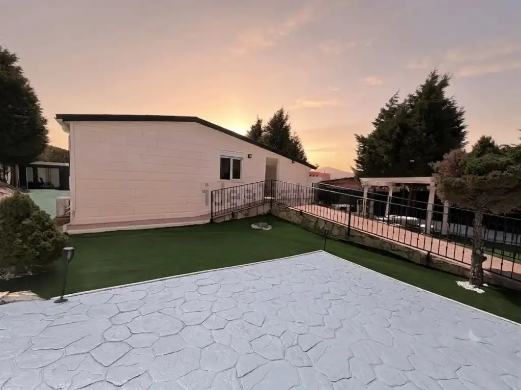 Xalet amb jardí en venda a Avenida Francia 298A, imagen 3