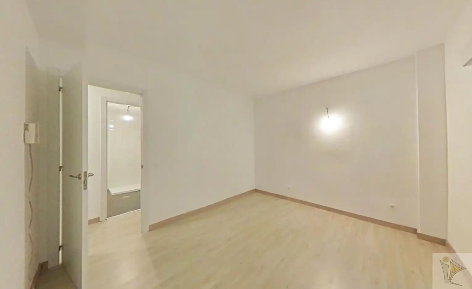 Flat for sale in CL BELZUNEGUI , Puerta Bonita