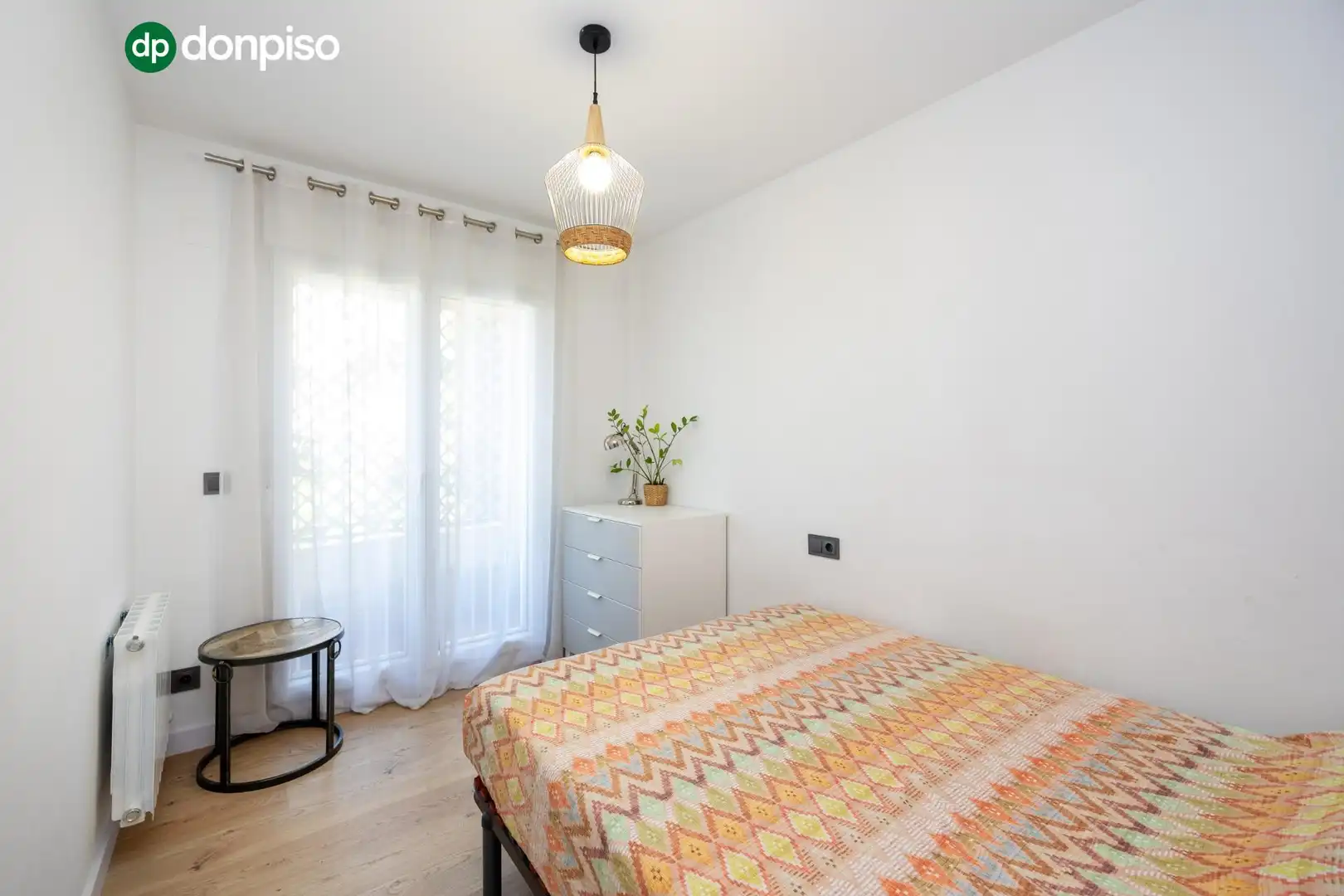 Bedroom of Flat for sale in Genil