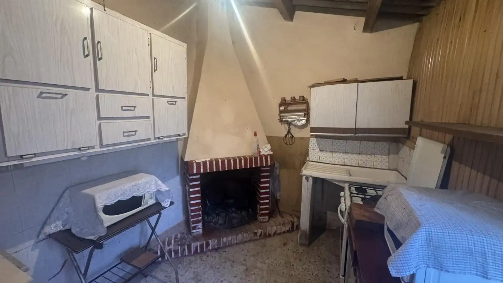 Cuina de Planta baixa en venda en Villabuena del Puente amb Moblat