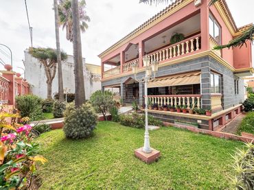 Chalet con jardín en venta en Vegueta - Cono Sur - Tafira
