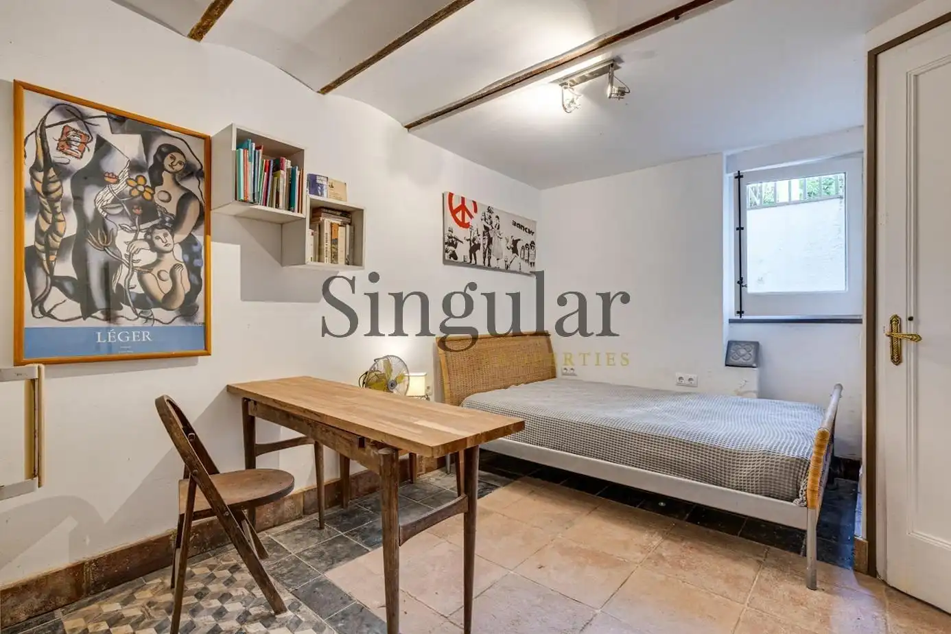 Dormitori de Casa o xalet en venda en Sant Cugat del Vallès amb Calefacció, Jardí privat i Traster
