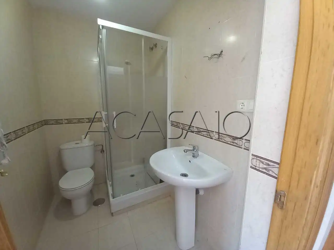 Baño de Piso en venta en Lominchar con Calefacción