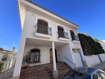Villa con balcone in vendita a Los Gallardos