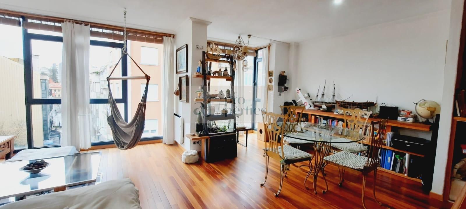 Living room of Flat for sale in Vigo   with Heating and Parquet flooring