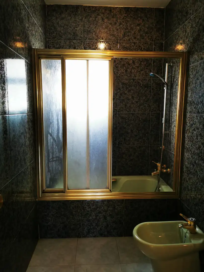 Baño de Casa o chalet de alquiler en Polop con Calefacción, Jardín privado y Terraza