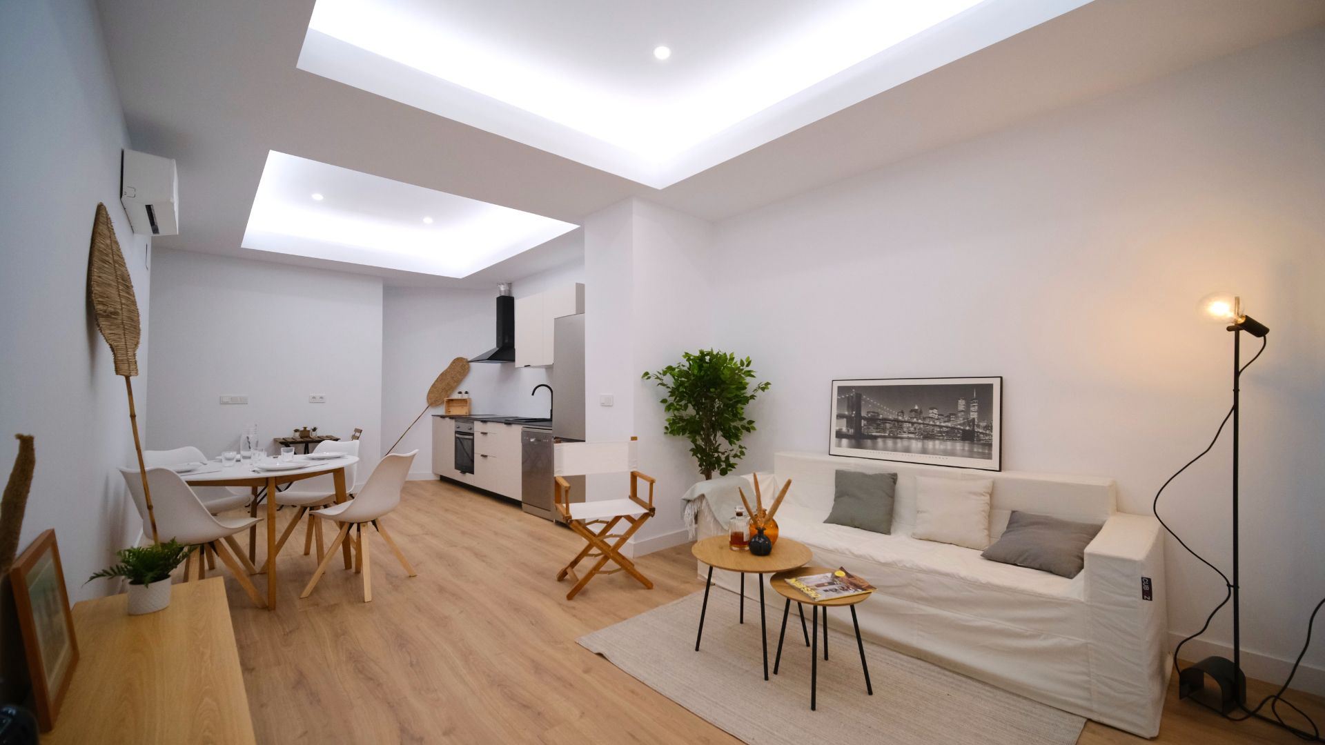 Piso en venta en Calle Abogado Enríquez Barrios, Ciudad Jardín - Zoco, Poniente-Sur