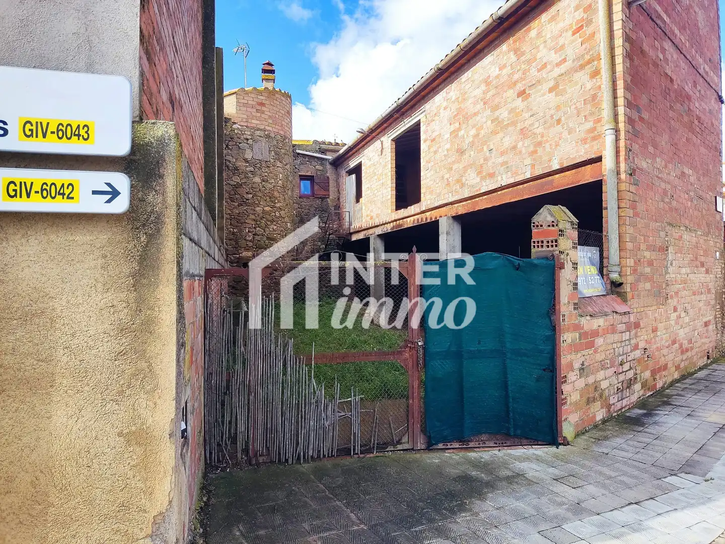 Vista exterior de Edificio en venta en Peralada, Girona