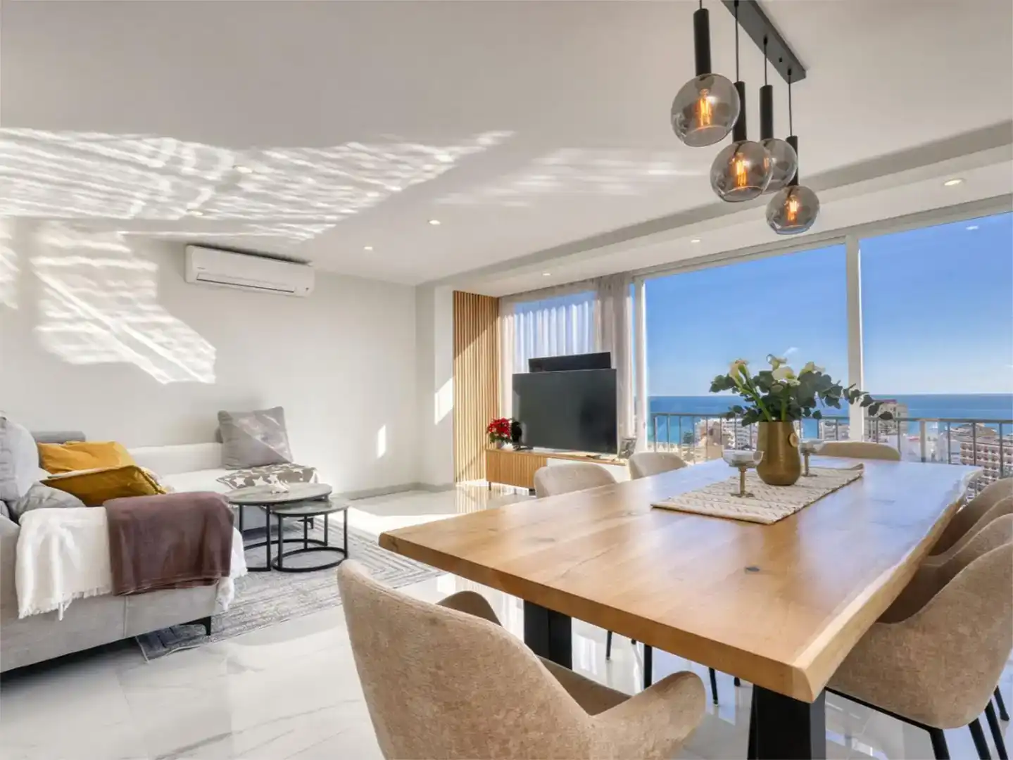 Comedor de Casa o chalet en venta en Fuengirola con Aire acondicionado y Piscina