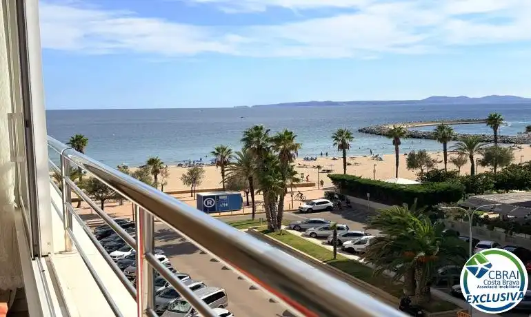 Apartamento con piscina en venta en Avinguda de la Gola de l'Estany, imagen 2