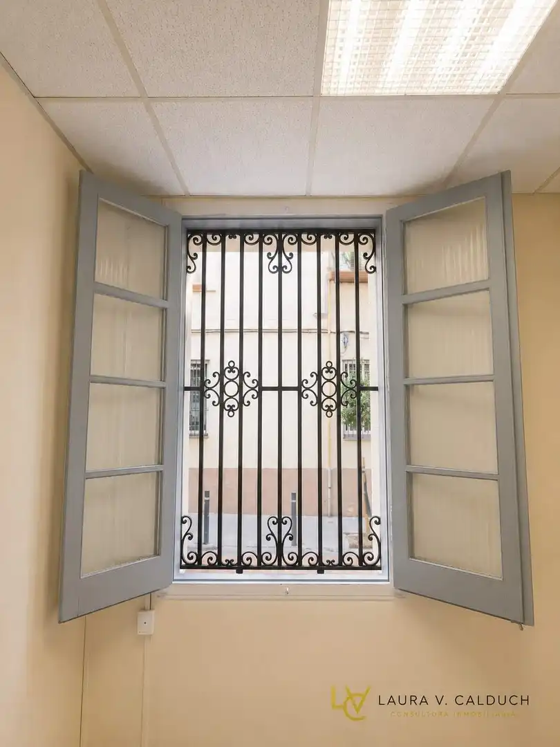 Balcony of Office for rent in Barcelona