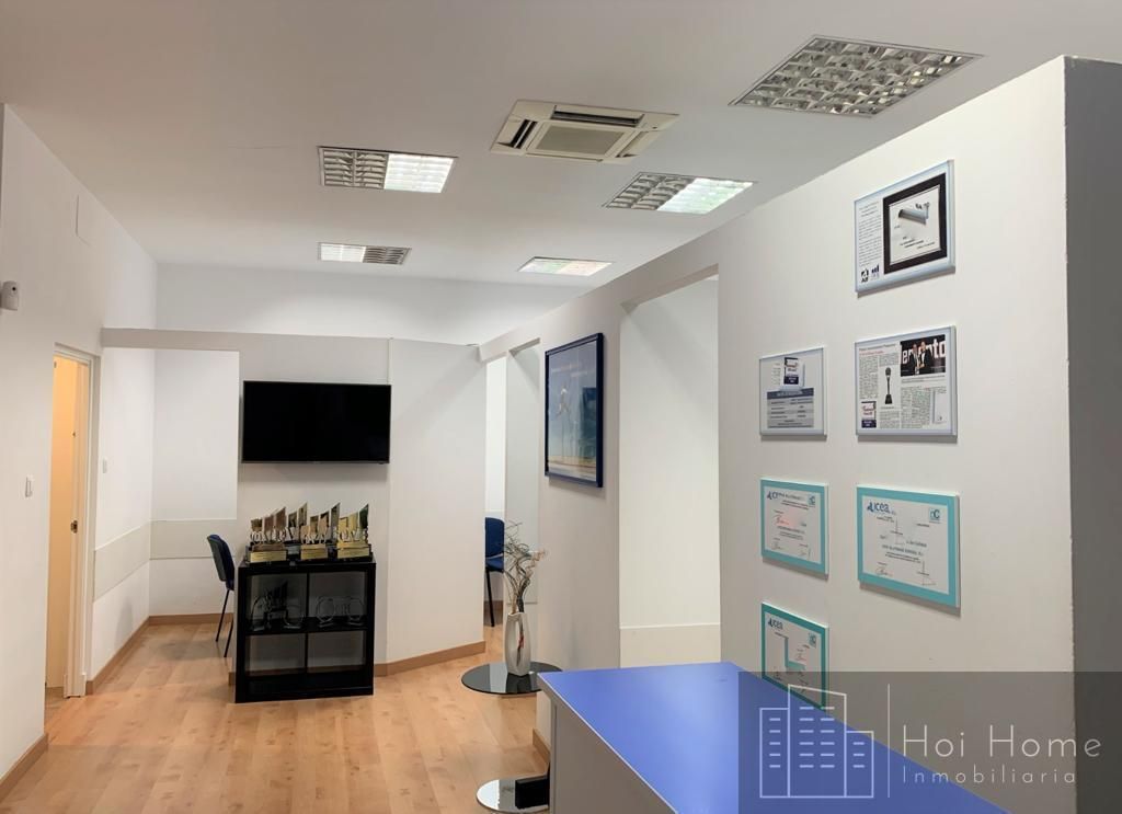Premises for sale in Jerez de la Frontera  with Air Conditioner