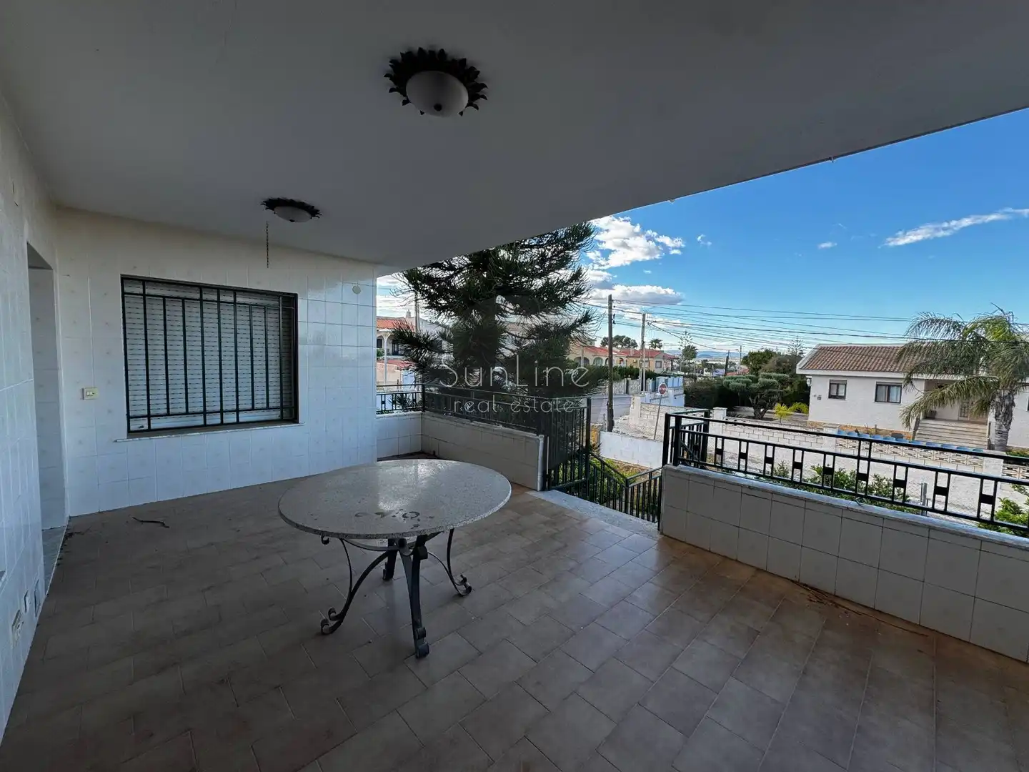 Casa con piscina en venta en Av. del Rio Turia, imagen 3