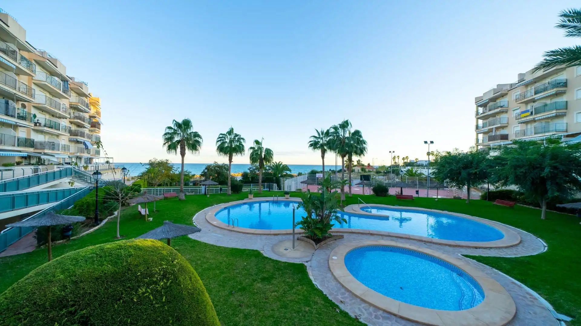 Apartments for rent in Carrer d'Oriola, Pueblo Acantilado - Lanuza