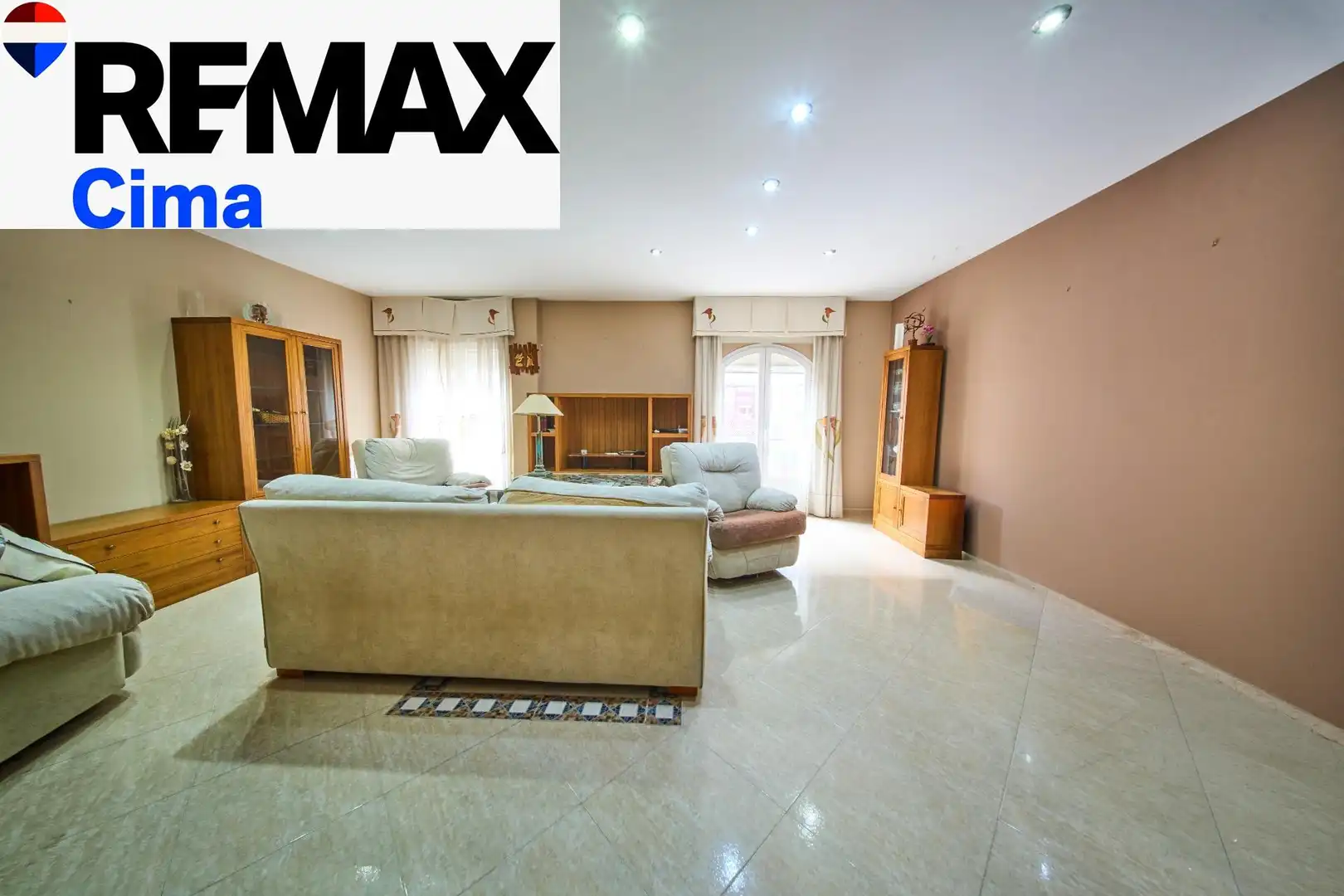 Vista exterior de Piso en venta en Baza, Granada