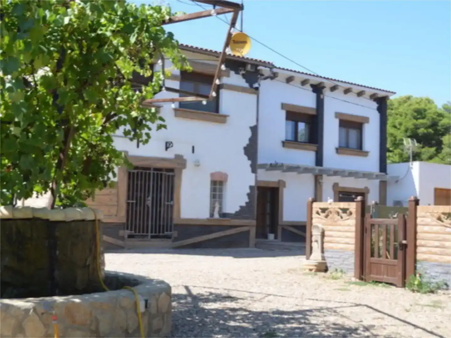 Vista exterior de Finca rústica en venda en Vila-seca amb Aire condicionat, Jardí privat i Traster