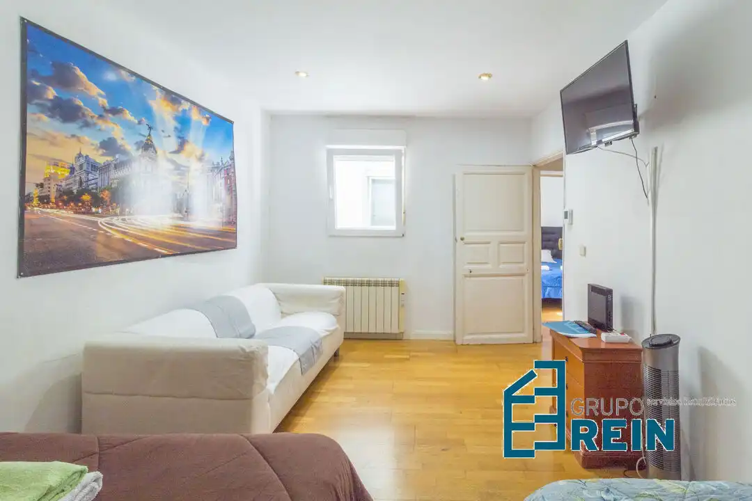 Schlafzimmer von Wohnung zum Verkauf in Madrid mit Klimaanlage und Heizung